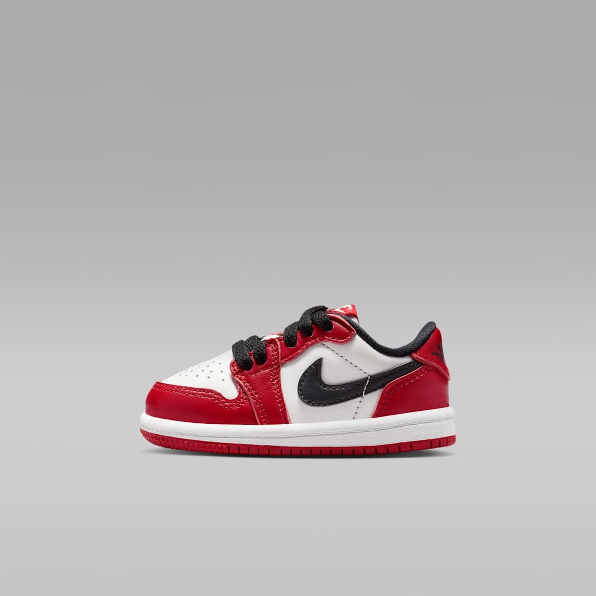 Jordan 1 Retro Low 'Chicago'